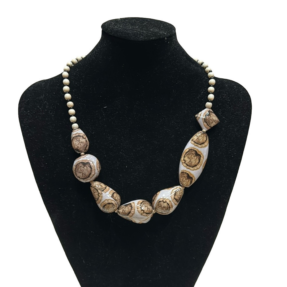 NWT decouture wooden bead statement necklace